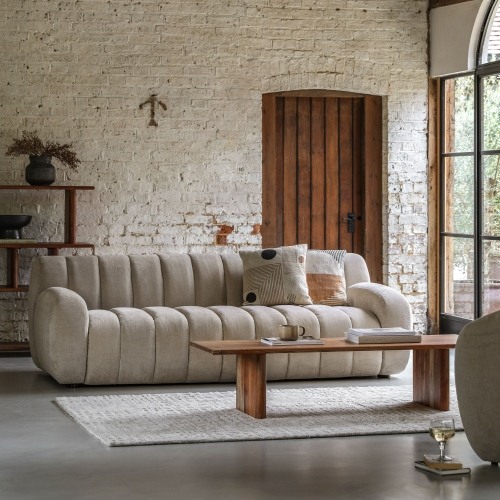 Sofas & Chairs