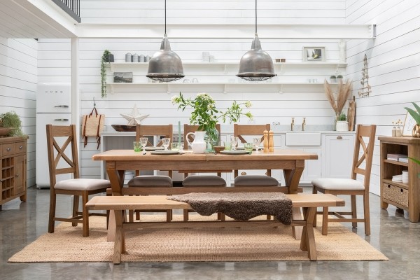Dining Dining