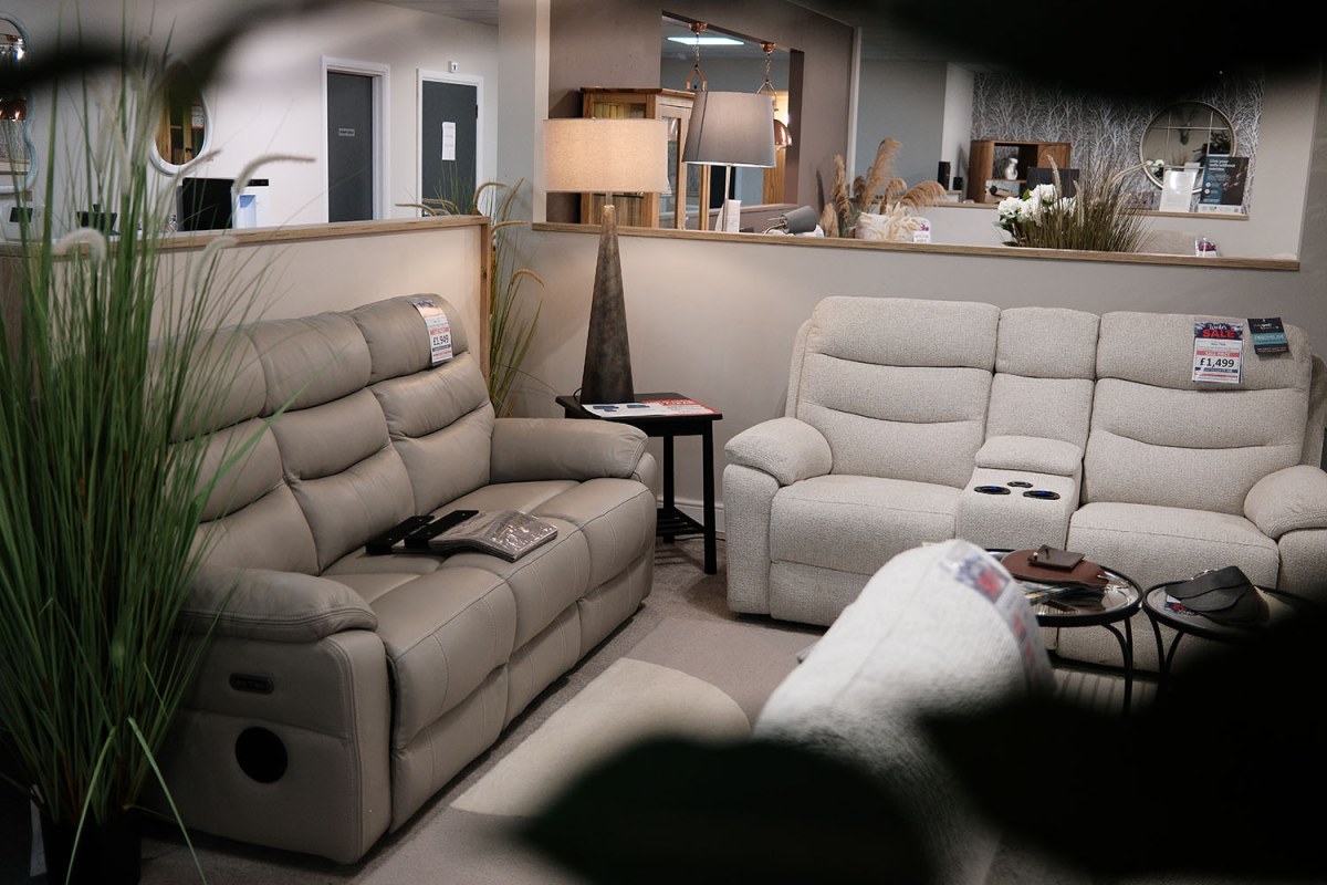 Halo Tech Fabric 3 Seater Power Head Tilt Recliner Sofa Halo Tech Fabric 3 Seater Power Head Tilt Recliner Sofa