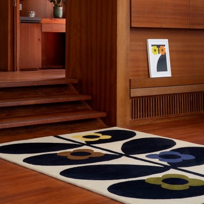 Orla Kiely Wild Rose Fawn Rug Orla Kiely Wild Rose Fawn Rug