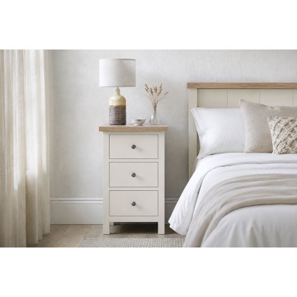 Modern Country Painted Oak Coconut White Bedside Table Modern Country Painted Oak Coconut White Bedside Table
