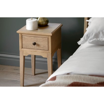 Gallery Direct Malvern Natural Oak 1 Drawer Bedside Table Gallery Direct Malvern Natural Oak 1 Drawer Bedside Table