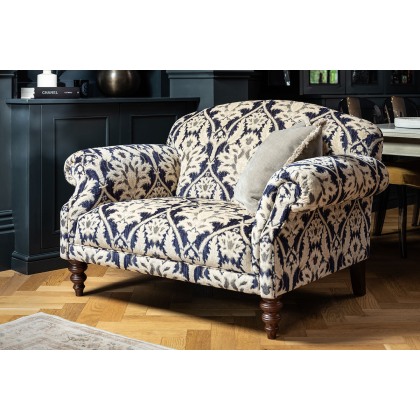 Tetrad Heritage Tallis Snuggler Chair Tetrad Heritage Tallis Snuggler Chair