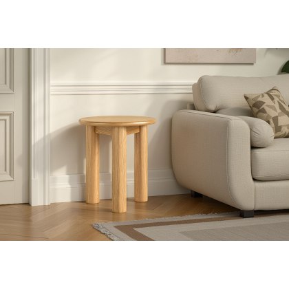 Como Oak Round Side Table