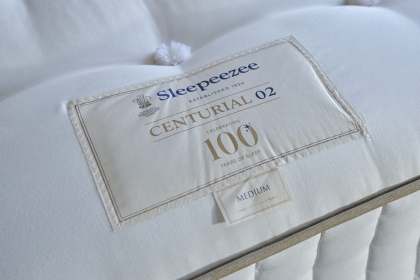 Sleepeezee Centurial 02 Mattress and Divan Bed Set Sleepeezee Centurial 02 Mattress and Divan Bed Set