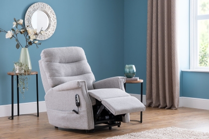 Celebrity Furniture Sandhurst Standard Motor Riser Recliner Chair