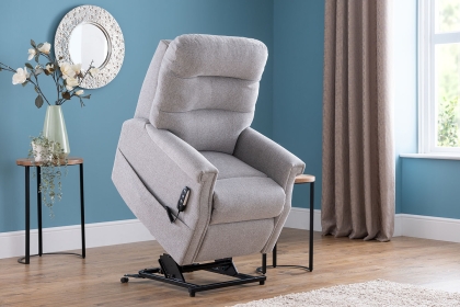 Celebrity Furniture Sandhurst Standard Cloud Zero Riser Recliner Chair