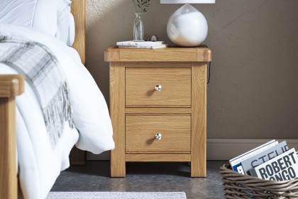 Normandy Chunky Country Oak Bedside Table