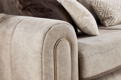 Glamour Plush Standard Chair