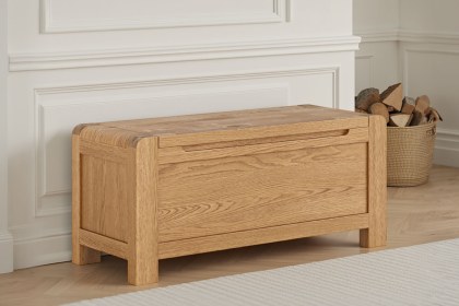 Bergen Oak Blanket Box
