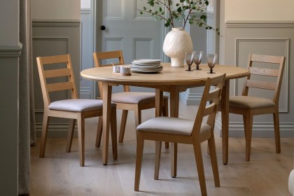 Gallery Direct Malvern Natural Oak Round Extending 100-155cm Dining Table