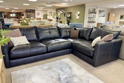 Ex-Display Liskeard - Alexander & James Tod Leather Corner Sofa Group