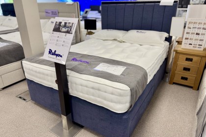 Ex-Display Liskeard - Relyon Braemar 5'0 King Size 2 Drawer Divan Bed Set Ex-Display Liskeard - Relyon Braemar 5'0 King Size 2 Drawer Divan Bed Set