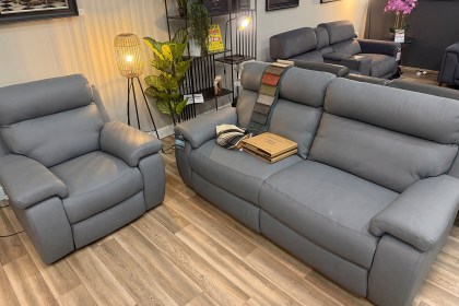 Ex-Display Truro - Odessa 3 Seater Power Recliner and Power Recliner Chair in Leather Ex-Display Truro - Odessa 3 Seater Power Recliner and Power Recliner Chair in Leather