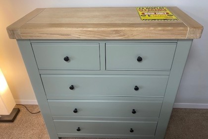 Ex-Display St Austell - Salcombe 2 Over 3 Chest of Drawers Ex-Display St Austell - Salcombe 2 Over 3 Chest of Drawers