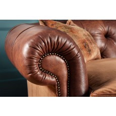 Tetrad Heritage Kensington Midi Chesterfield Sofa Tetrad Heritage Kensington Midi Chesterfield Sofa