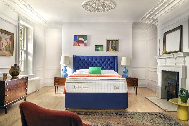 Sleepeezee Centurial 03 Mattress and Divan Bed Set Sleepeezee Centurial 03 Mattress and Divan Bed Set