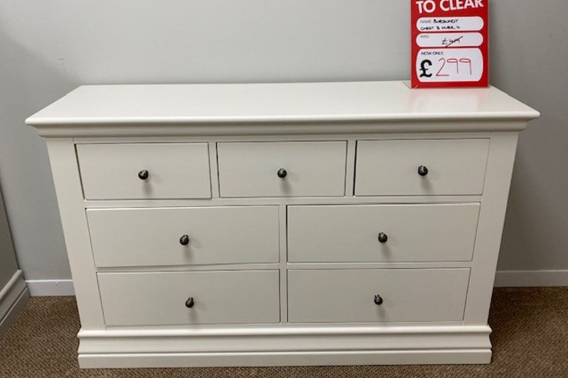 Ex-Display St Austell - Burgundy Painted 3 Over 4 Chest of Drawers Ex-Display St Austell - Burgundy Painted 3 Over 4 Chest of Drawers